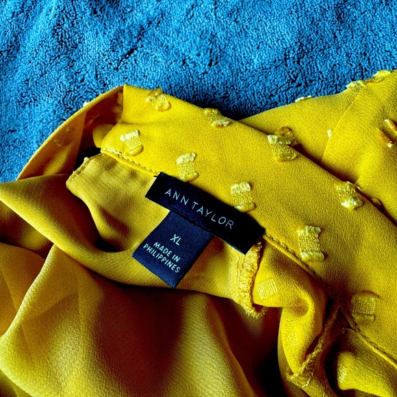Ann Taylor goldenrod yellow blouse size XL - Picture 3 of 5